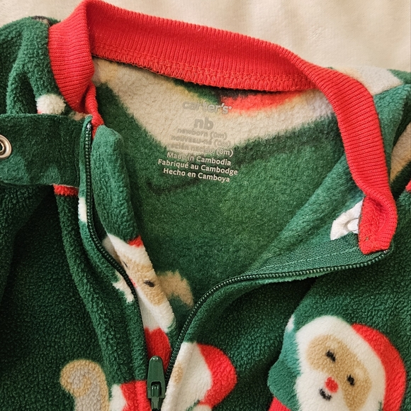 ‼️BUNDLE ONLY‼️ Newborn Carter's Christmas footie pajamas CHRISTMAS PAJAMAS - Picture 2 of 2